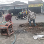 Penggalian Sisi Jalan Bromo Resahkan Warga, Pihak PDAM Tirtanadi Diminta Turun Ke Lapangan Foto Okt02 Tirtanadi parit