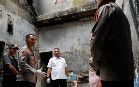 Puing-puing trumah milik PN Medan yang terbakar (Foto Ist/pnc)